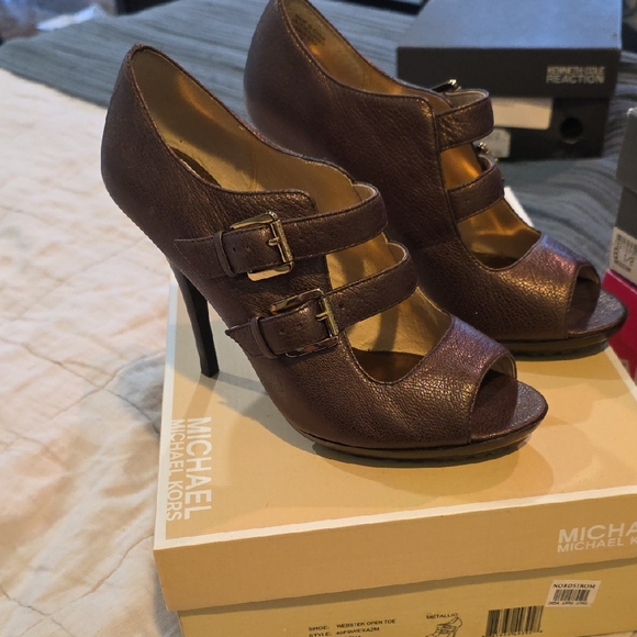Michael Kors Dark Brown Strappy Heels - Picture 1 of 4